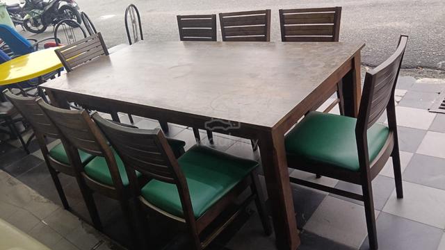 Wooden dining table set - photo 4 of 4