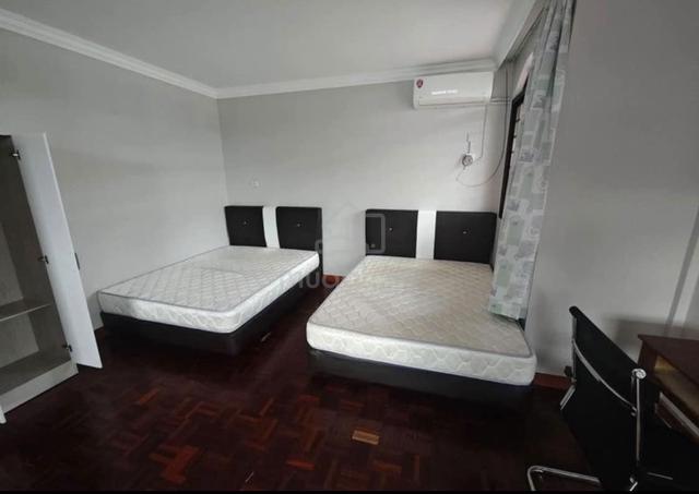 Master Room at Beverly Hill Semi D (J5) Bintulu for rent - male 1