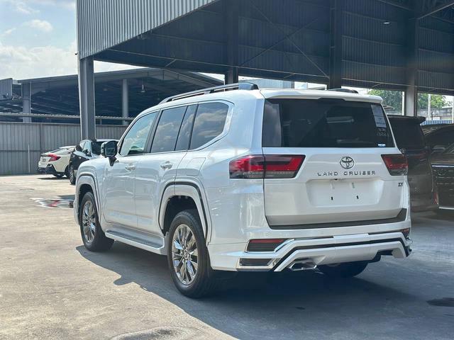 GRADE 5A|2024 Toyota LANDCRUISER 3.5 ZX (T) PETROL - 2