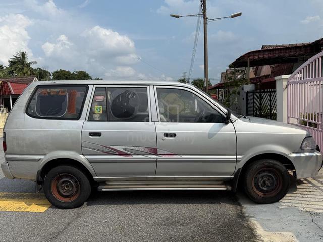 2001 Toyota UNSER 1.8 GLI FACELIFT (M) - 4
