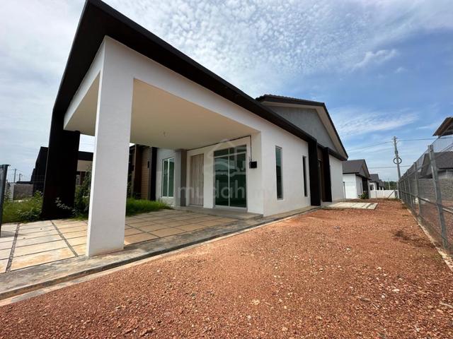 【Stun The City 】YARRA PARK PUTERI JAYA -Single Storey Super Link House 1