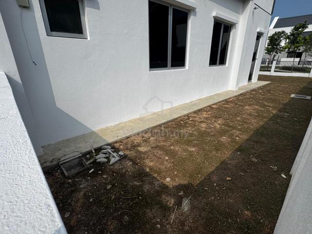 Eco Forest Birchpark Townhouse Ground Floor Unit Endlot with Land 1