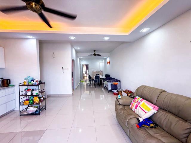 RENOVATED ‼️ Townhouse Casa Bluebell Cybersouth Dengkil 1