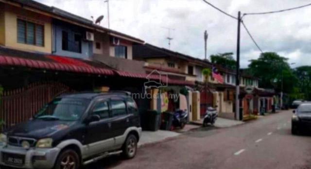 Pontian Taman Rimba Jaya Jalan Kukup L.M.Cost Double Storey House 1