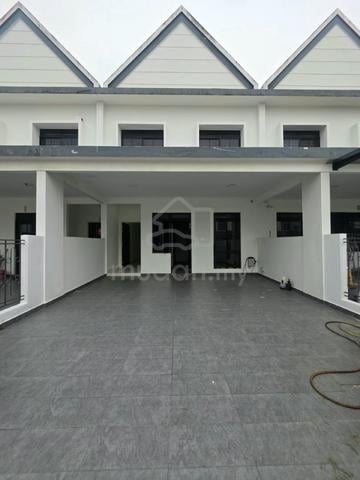 Eco Summer Alton Double Storey Terrace 1