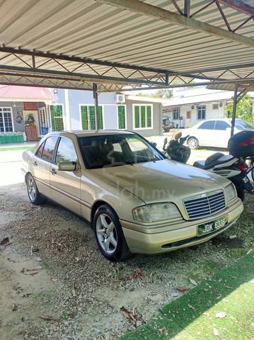 1995 Mercedes Benz 280 TE 2.8 (A) - 3