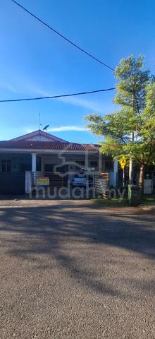 Rumah Teres 1 Tingkat Mentakab, Pahang. 1