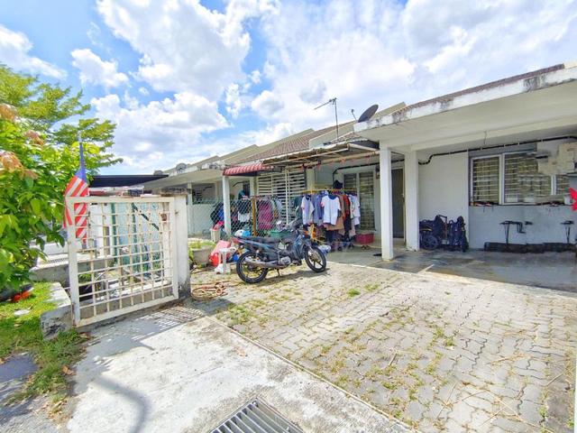 [EXTENDED] Single Storey Terrace Jalan Timur, Enstek Nilai 1