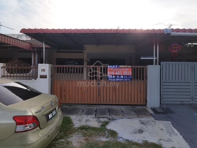 Single storey intermediate house for sale at Taman Rapat Damai, Ipoh. 1