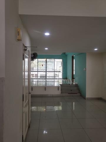 Bayan Villa, Seri Kembangan 1