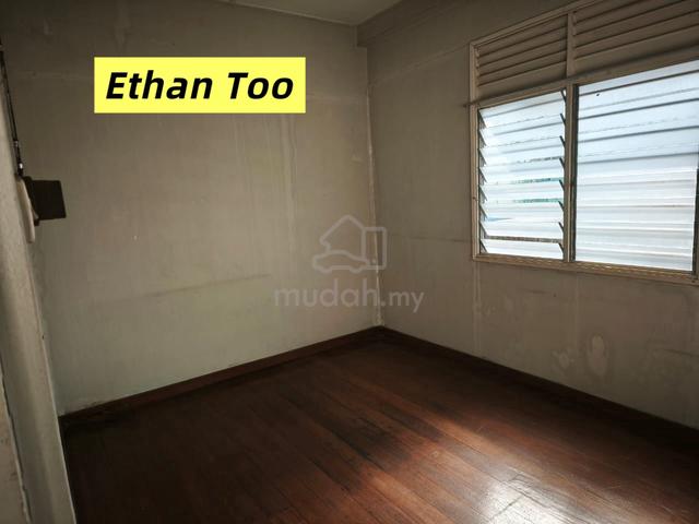 Double Storey Semi-D House For Sale 双层半独立式洋房出售 1