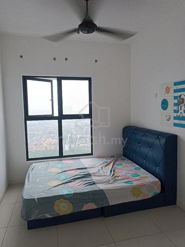 condominium medium room to rent(zero deposit) 1