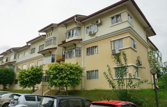 Vista Seri Putra Apartments 1
