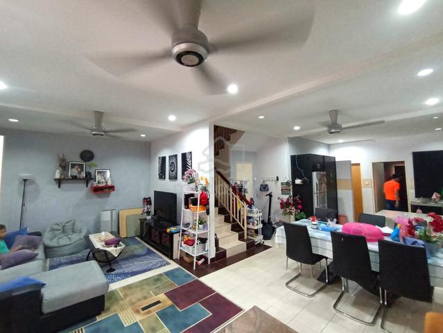 For sale 🔥🔥🔥 Double storey Puteri Nadia, Seksyen 5, Kota Puteri 1