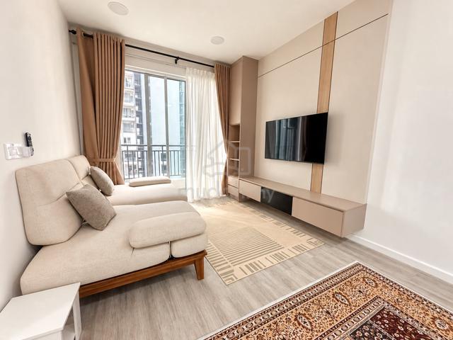 LakeFront Residence 1