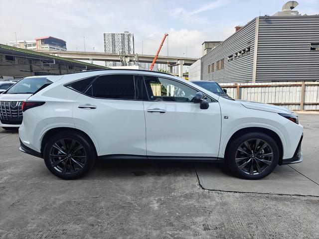 2022 Lexus NX 350 F Sport 5A Pan Roof 4Cam HUD P/B - 5