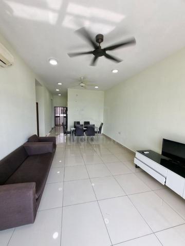 M Condominium @ Larkin 1