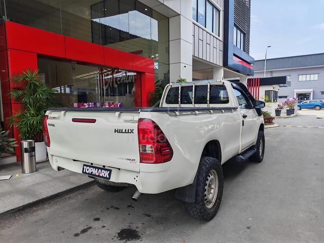 2022 Toyota HILUX 2.4 SINGLE CAB (M)4X4 FULL LOAN - 3