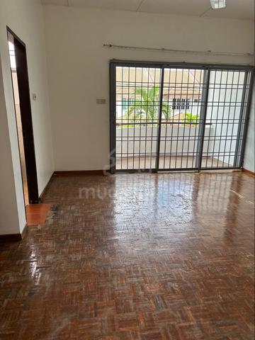Alor Akar Kuantan 2storey house 4