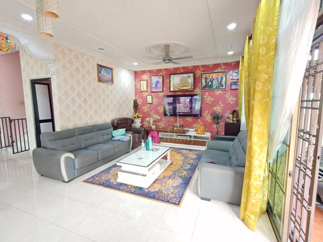 Taman Perwira Jaya - Double Storey Corner Lot House 1