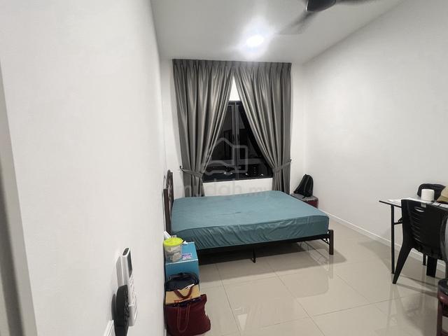 Master bedroom for rent 1