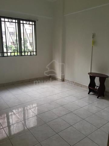 Pelangi Apartment ( Pelangi Damansara ) 1
