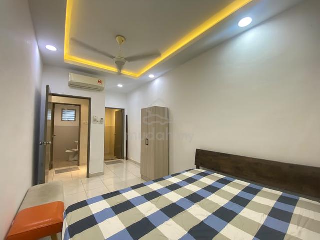 Fully Furnished Selangor Bandar Bukit Tinggi Room For Rent 1