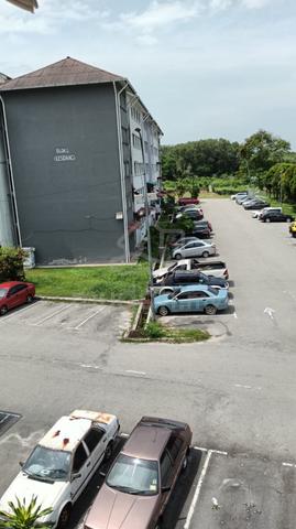 Pangsapuri Taman Tasik Utama 1
