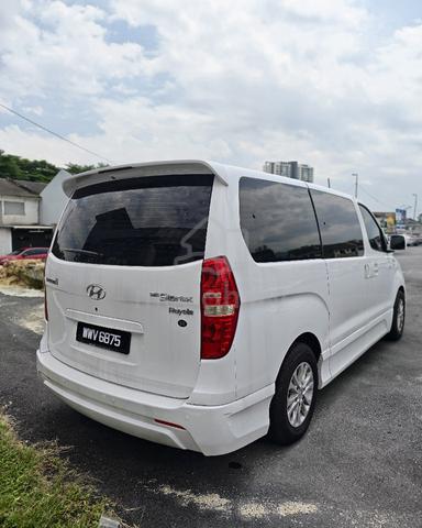 2011 Hyundai GRAND STAREX 2.5 ROYALE PREMIUM - 4