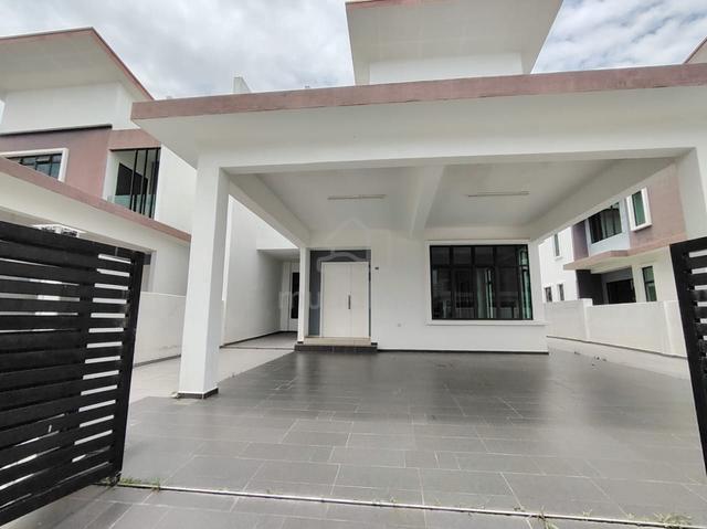 【BELOW BANK VALUE】 Ozana Residence Renovated Semi D 40x85 for Sale 1