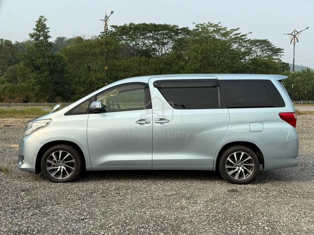 2013 Toyota ALPHARD 2.4 240X FACELIFT (A)_8 SEATER - 4