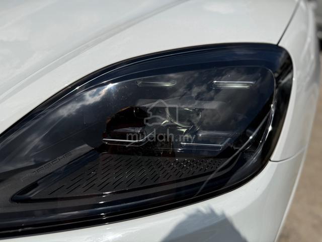 2024 Porsche Cayenne Coupe (Genuine 15k km) - 2