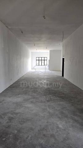 Shoplot Office Space For Rent at Botanica Ct,Balik Pulau,Penang  -1st 1