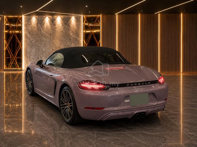 2022 Porsche BOXSTER 718 w/Sport Design, Bose, etc - 2