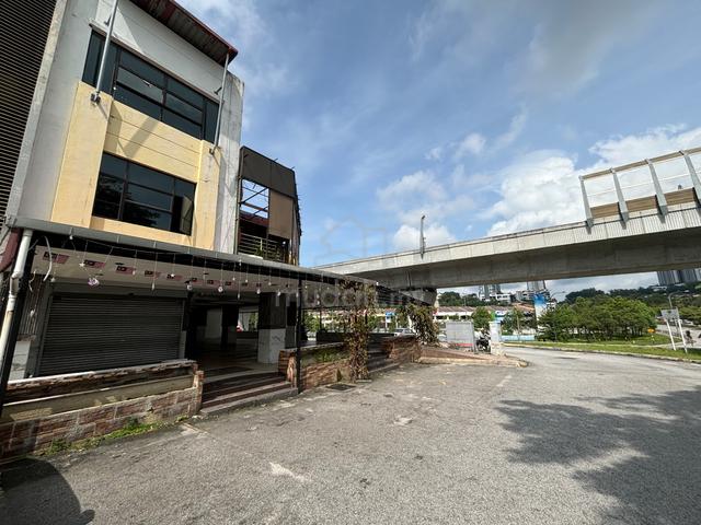 ‼️Facing MainRoad‼️ 3 Storey Corner Shoplot Tmn Equine Seri Kembangan 3