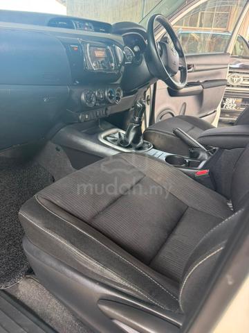 2019 Toyota HILUX 2.4 G MY17 AN120 FACELIFT (M) - 5