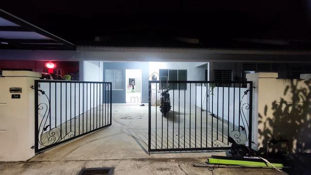Single Storey Terrace House @ Taman Ria Vistana FOR RENT 1