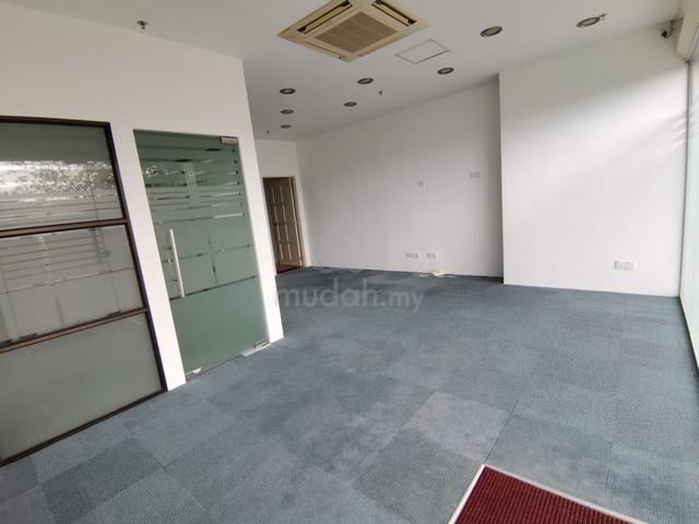 SELAYANG POINT Retail Shop Lot [ FIRST FLOOR / PARTIALLY FURNISHED ] 1