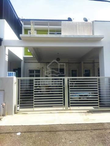 Rumah untuk Dijual di Presint Sutera Emas, Taman Satu Krubong, Melaka  1