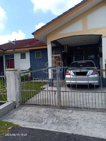 Freehold Taman Desa PD, berdekatan Masjid dan padang 1