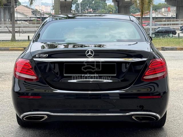 2017 Mercedes Benz E250 2.0 AVANTGARDE W213 ROOF - 4