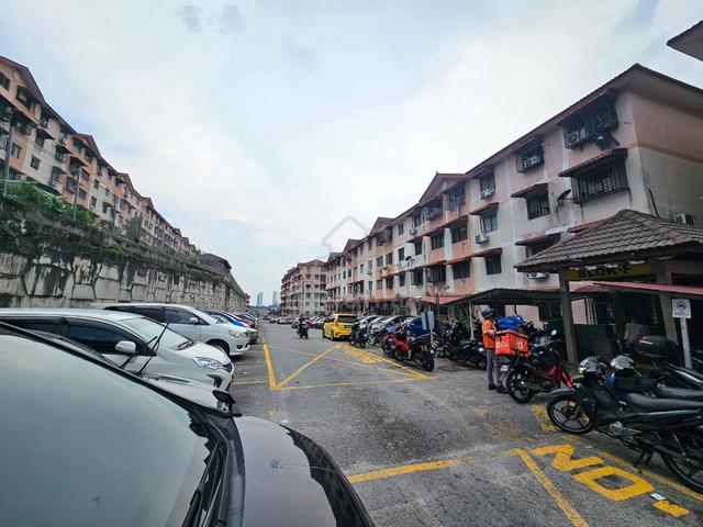 Lestari Apartment 1
