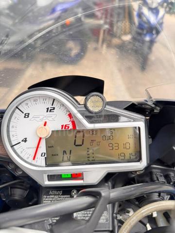 BMW s1000RR - photo 6 of 10
