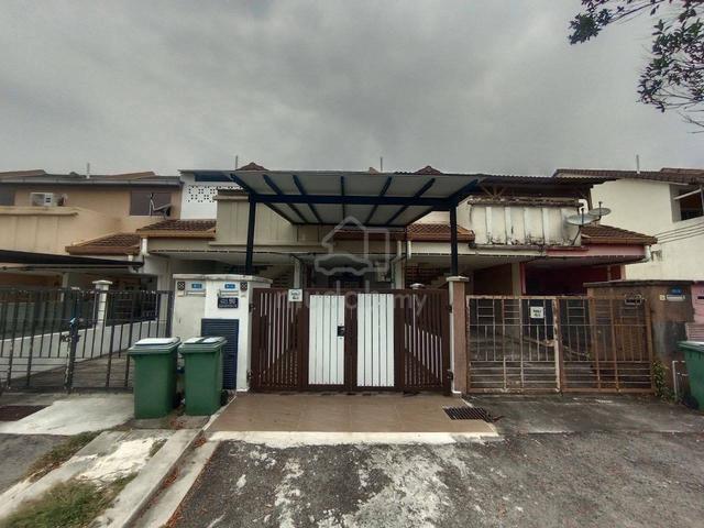 TownHouse Jalan Seri Putra, Bandar Seri Putra Kajang 1