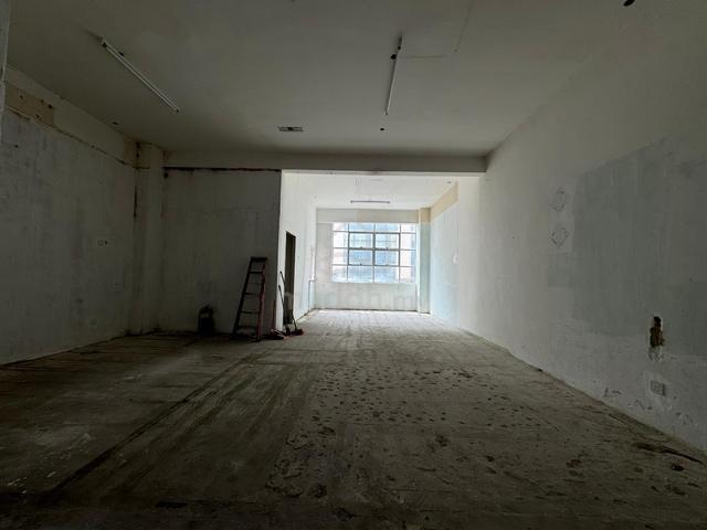 [SECTION 6] Kota Damansara, 3-Storey Shoplot, Facing Main Road 1