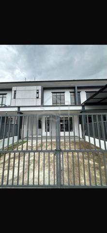 Meridin East/Bestari Perdana/Pasir Gudang/Double storey/Joyen9850 1