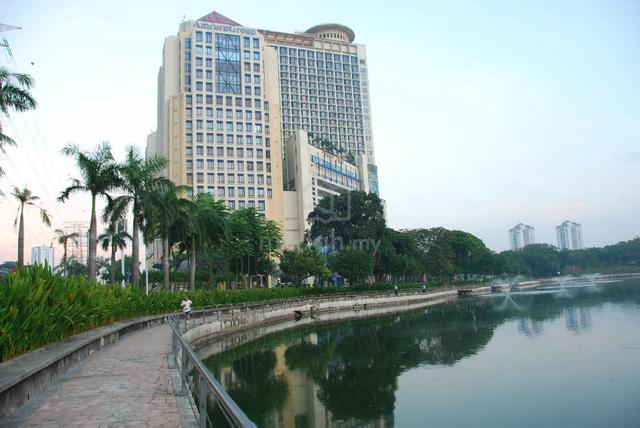 LRT Taman Jaya Jalan Gasing PPUM PJ Petaling Jaya 1