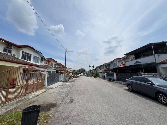End Lot 2sty Terrace Taman Bunga Raya, Jalan Raja Nong Klang 3