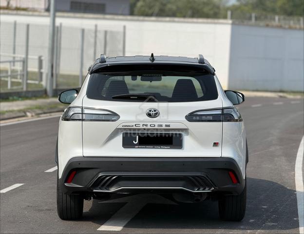 2023 Toyota COROLLA CROSS 1.8 GR SPORT (A) - 3