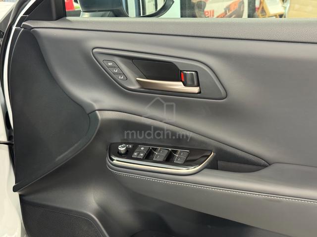 UNREG 2024 Toyota CROWN 2.5 SPORT Z GOT (P ROOF) - 4